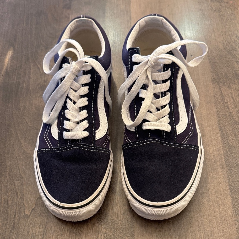 Vans Old Skool Core Sneakers in Black and White
